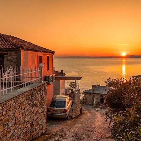 ¨Με Θέα Το Ηλιοβασίλεμα¨ Villa Afissos Bagian luar foto
